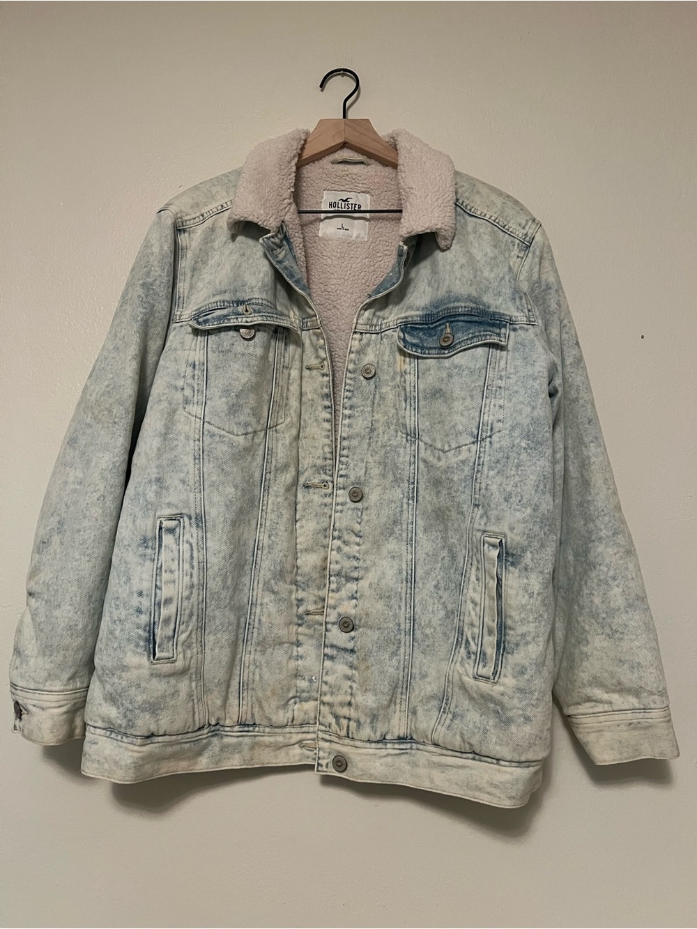 Hollister Light Blue Acid-Wash Sherpa-Lined Denim Jacket
